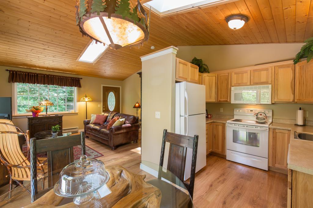 A Hidden Haven Cottages Port Angeles Exterior photo