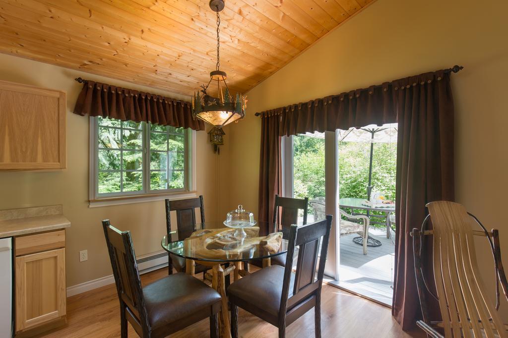 A Hidden Haven Cottages Port Angeles Exterior photo